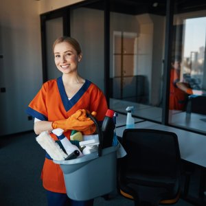 cleaning employee