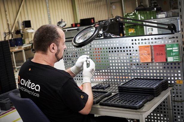 Qualitätskontrolle avitea Industrieservice